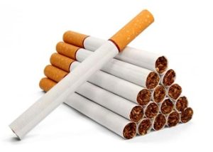 کشیدن سیگار با روش پیچیده شده